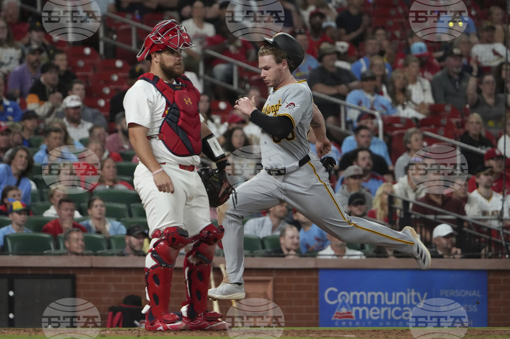 Pirates Cardinals Baseball