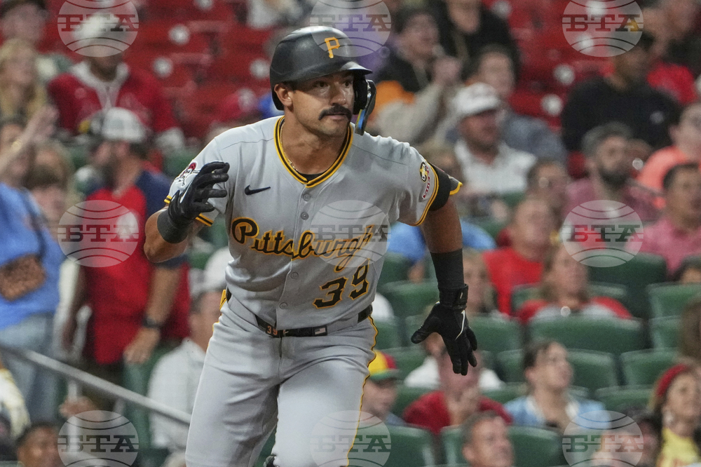 Pirates Cardinals Baseball