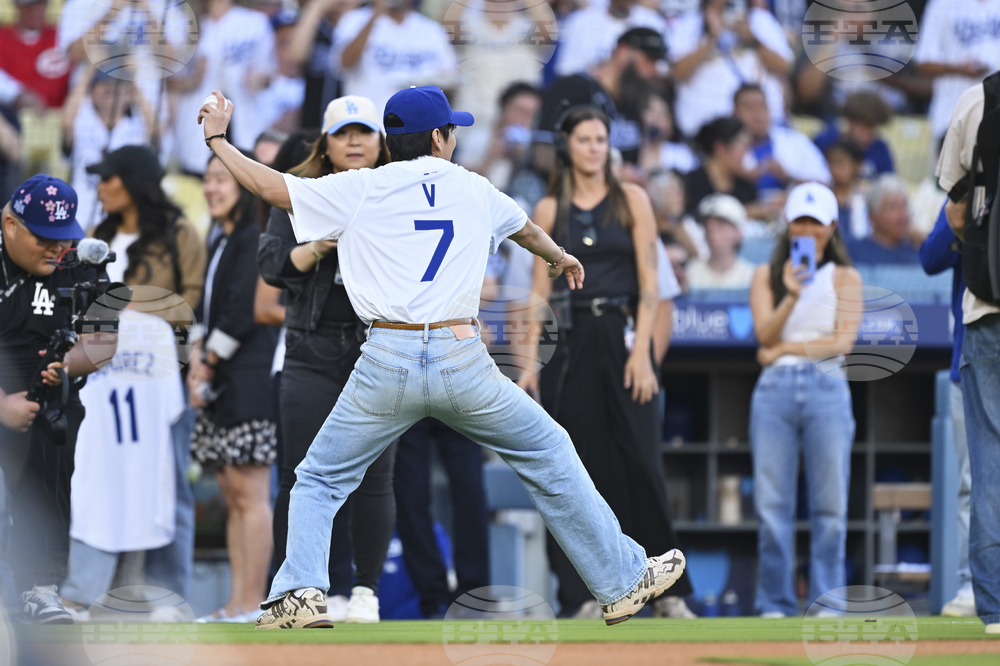 Reds Dodgers Baseball