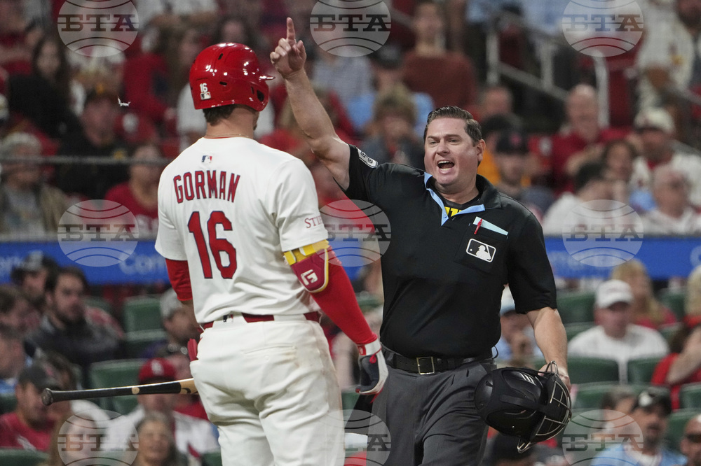 Pirates Cardinals Baseball