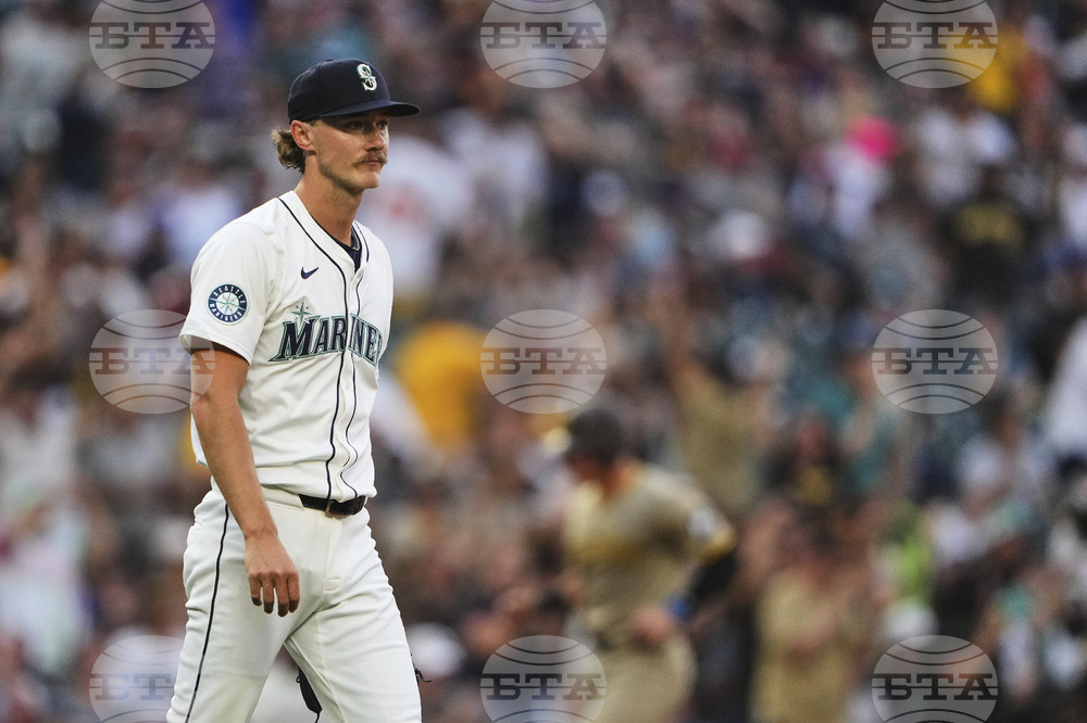 Padres Mariners Baseball