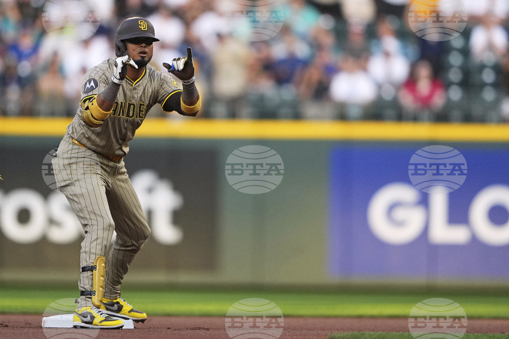 Padres Mariners Baseball
