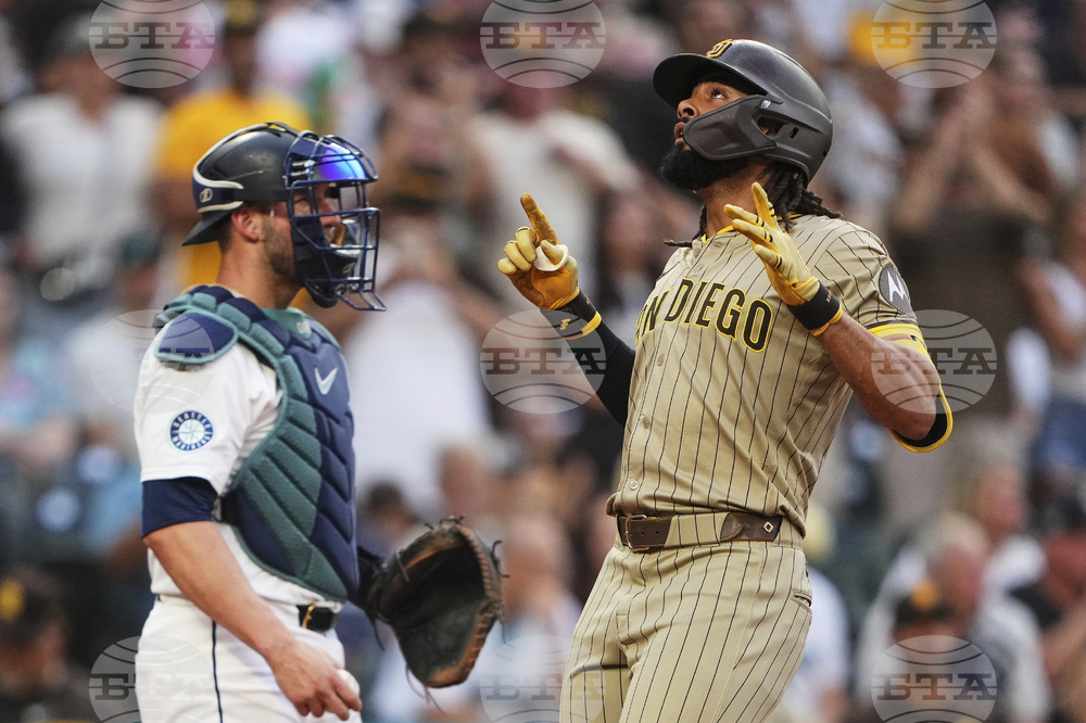 Padres Mariners Baseball