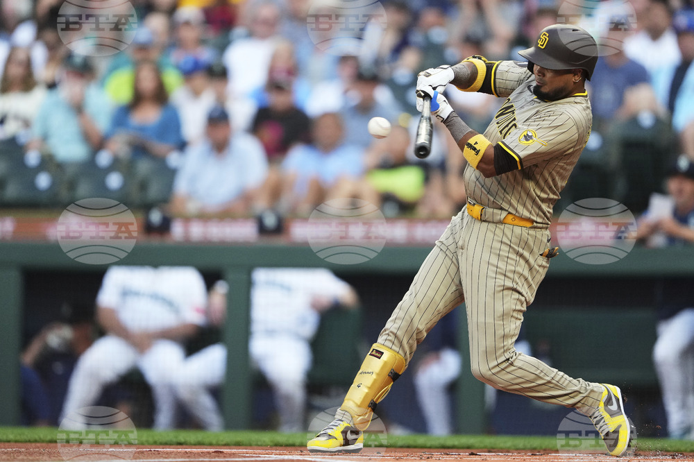 Padres Mariners Baseball