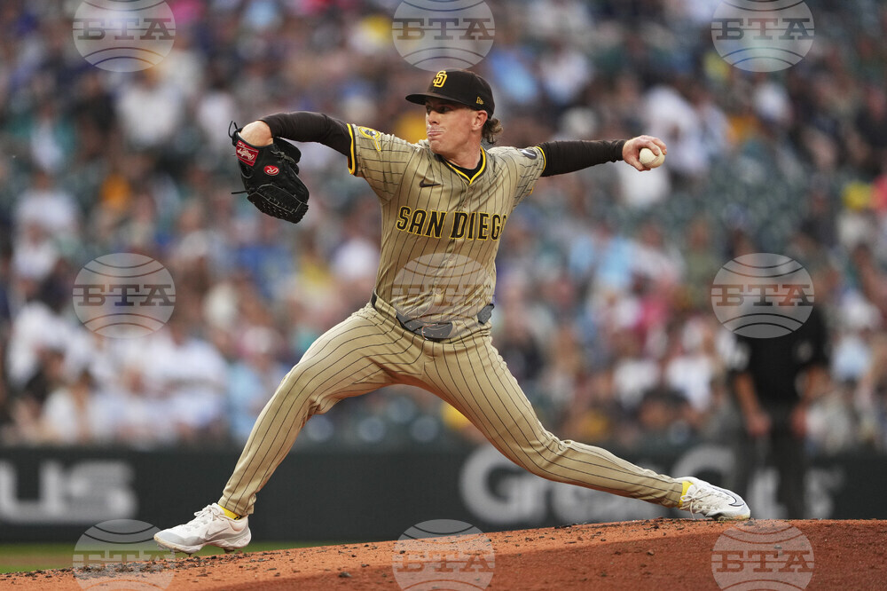 Padres Mariners Baseball