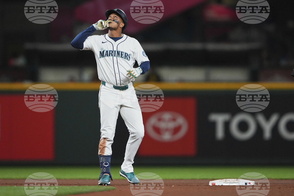 Padres Mariners Baseball