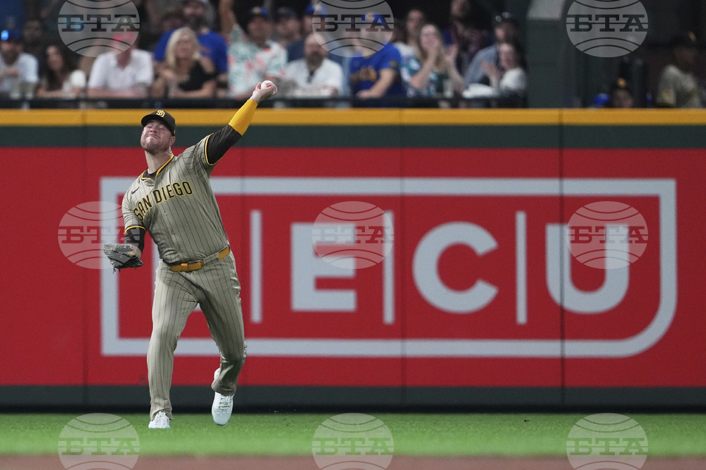 Padres Mariners Baseball