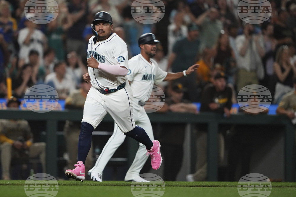 Padres Mariners Baseball