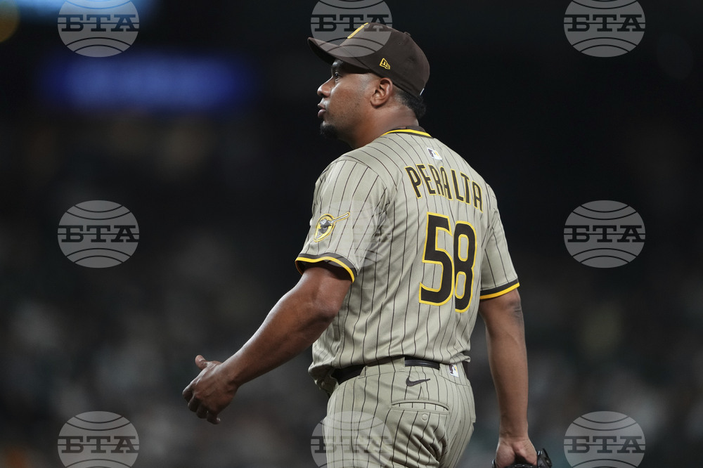 Padres Mariners Baseball