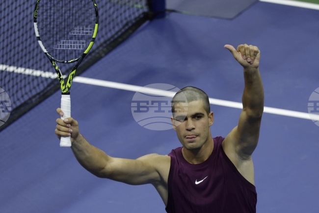 Алкарас стартира с победа на Откритото първенство на САЩ