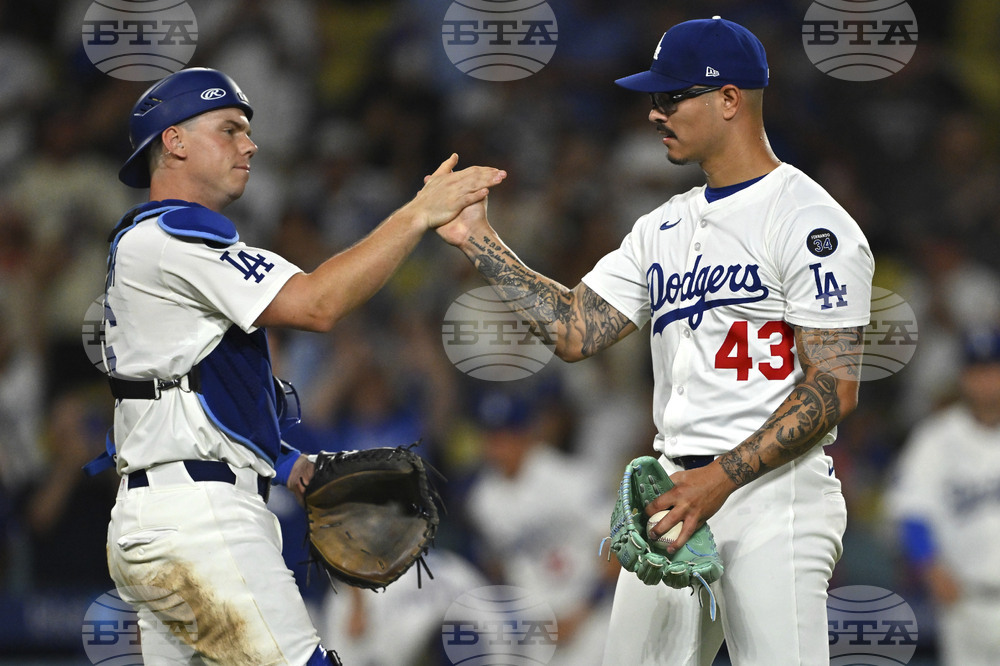 Reds Dodgers Baseball