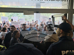 Русе - болница - родилка - протест