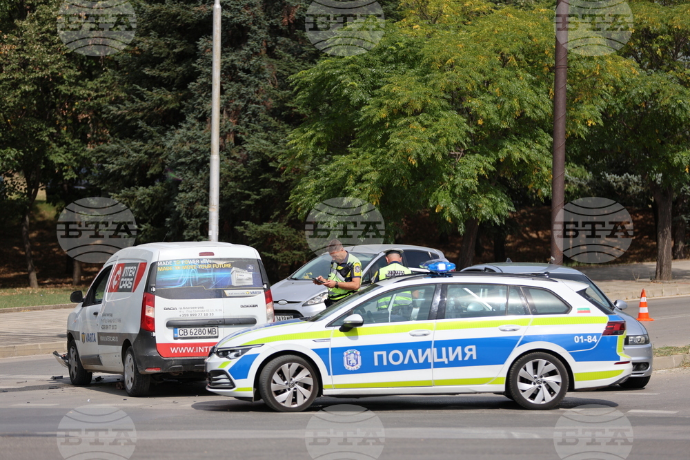 Един човек е загинал, а 13 са ранени при катастрофи в страната през последното денонощие