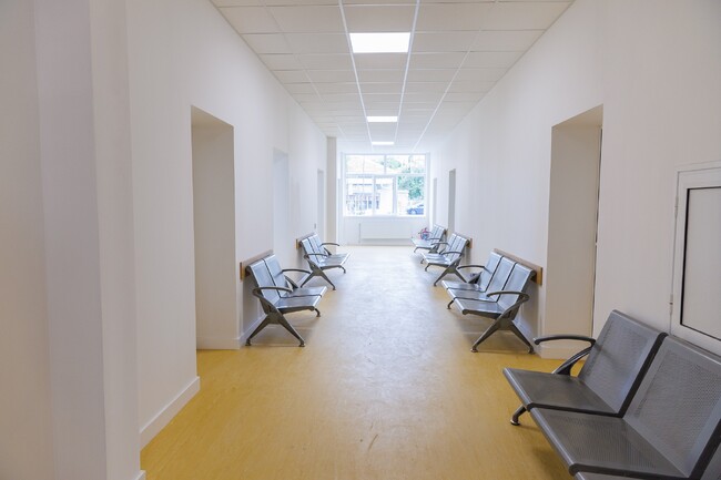 Обновен е Медицинският център в Радомир