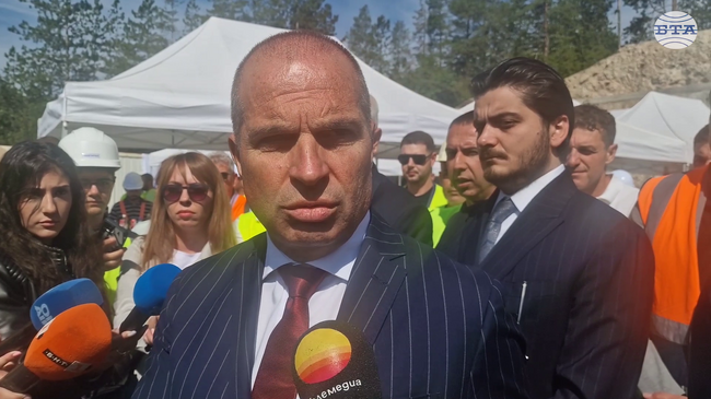 Гроздан Караджов заяви, че ще бъдат въведени нови правила, чрез които „Морска администрация“ да следи атракциите с потенциален риск