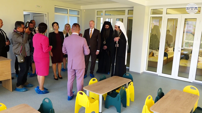 Патриарх Даниил освети новата детска градина в Костинброд