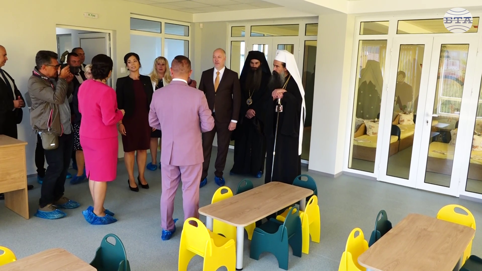 Патриарх Даниил освети новата детска градина в Костинброд Патриарх Даниил освети новата детска градина в Костинброд