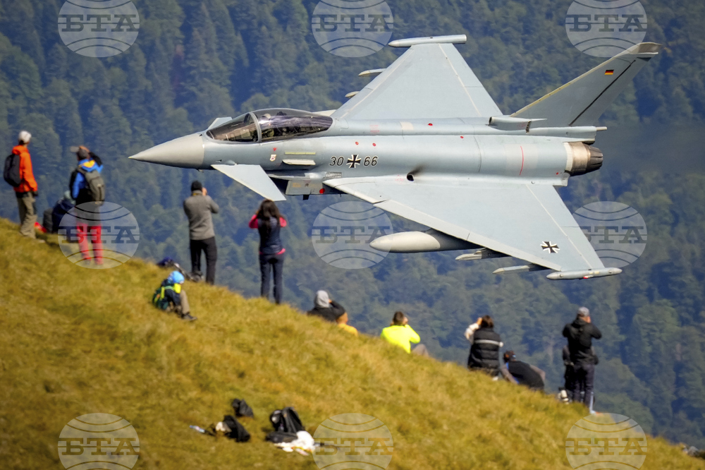 APTOPIX Romania Plane Spotters