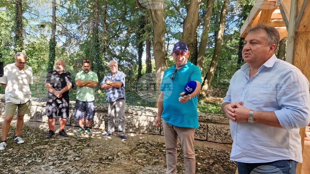 Фотографският пленер "Шумен - познат и непознат" и Националният пленер по живопис "Шуменско плато" бяха открити на Шуменското плато