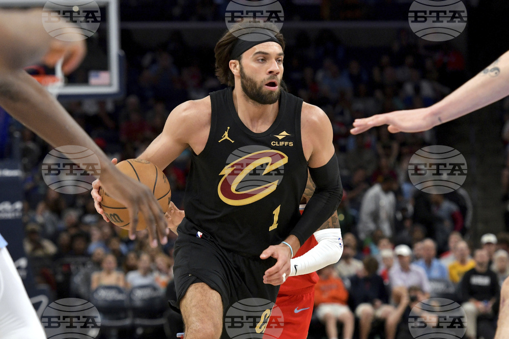 Cavaliers Strus Basketball