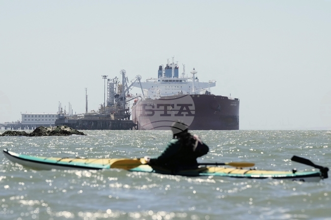 Цената на петрола от сорта Брент остава стабилна на ниво от около 69 долара за барел