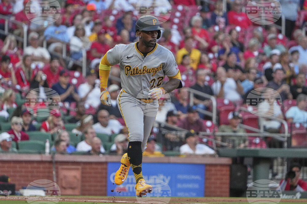 Pirates Cardinals Baseball