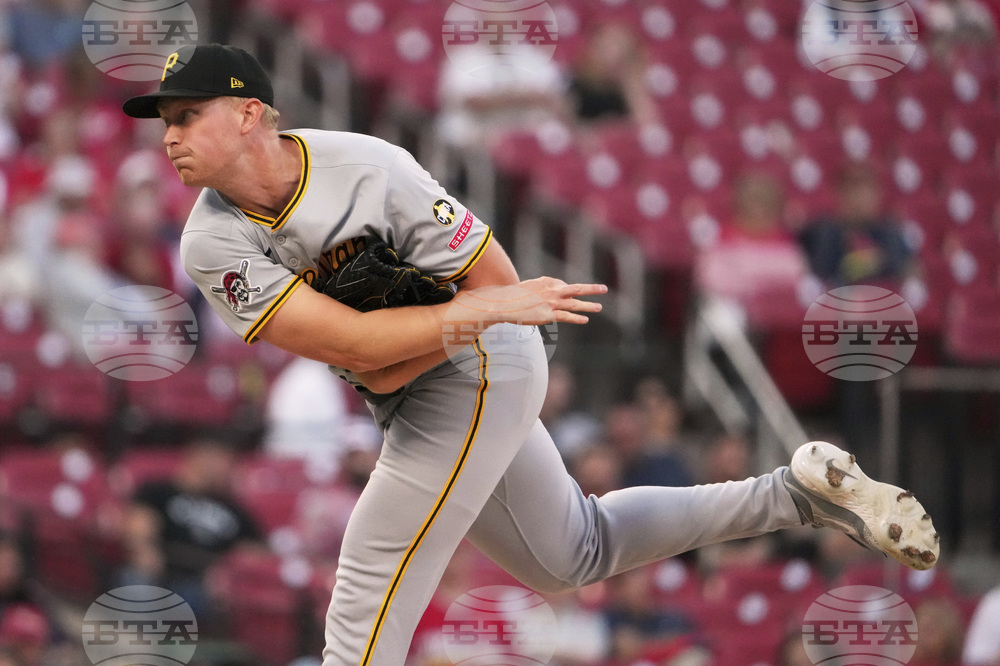 Pirates Cardinals Baseball