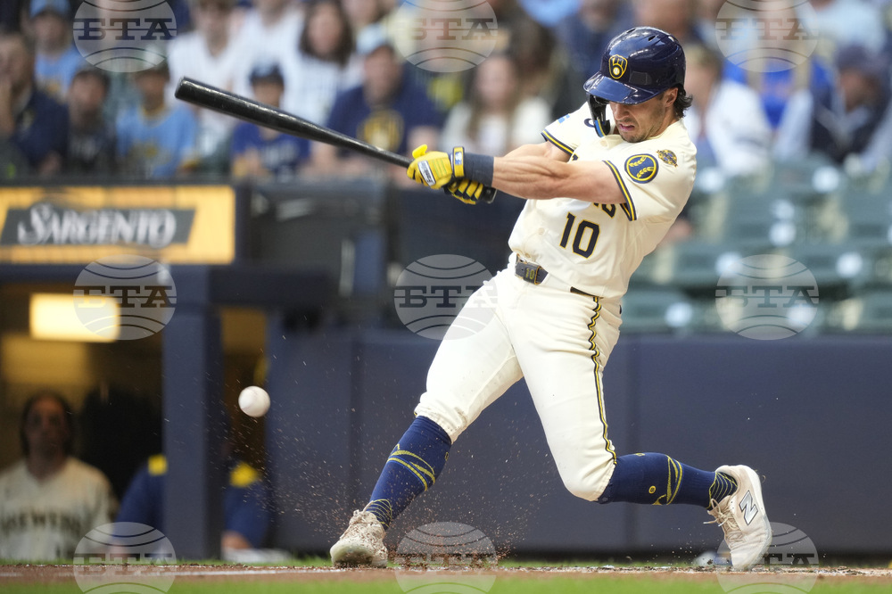 Diamondbacks Brewers Baseball