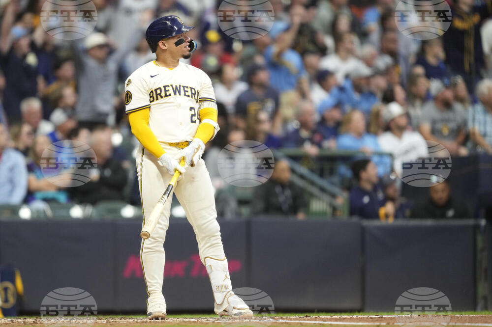 Diamondbacks Brewers Baseball