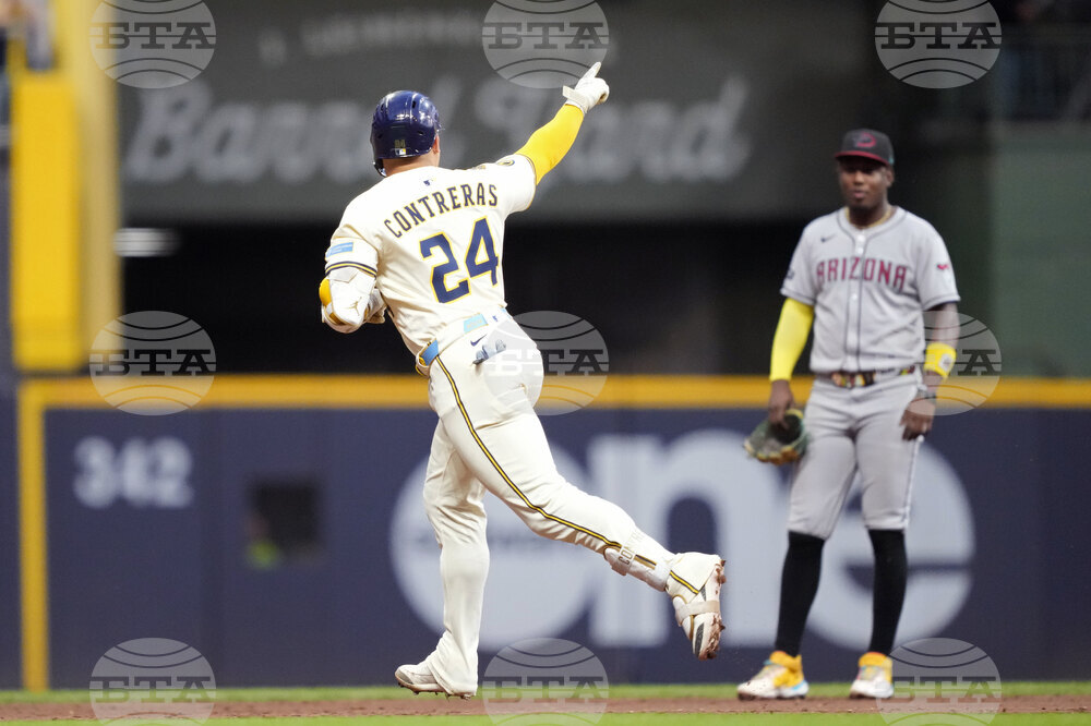 Diamondbacks Brewers Baseball
