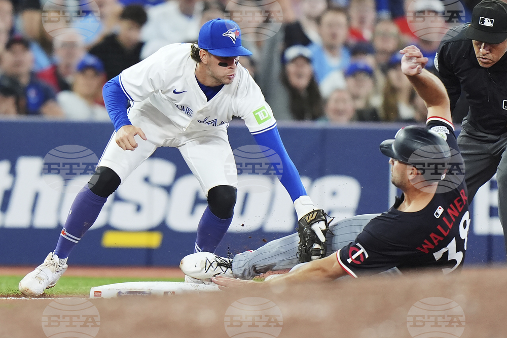 Twins Blue-Jays Baseball