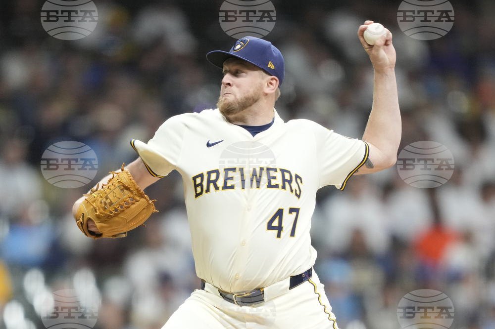 Diamondbacks Brewers Baseball