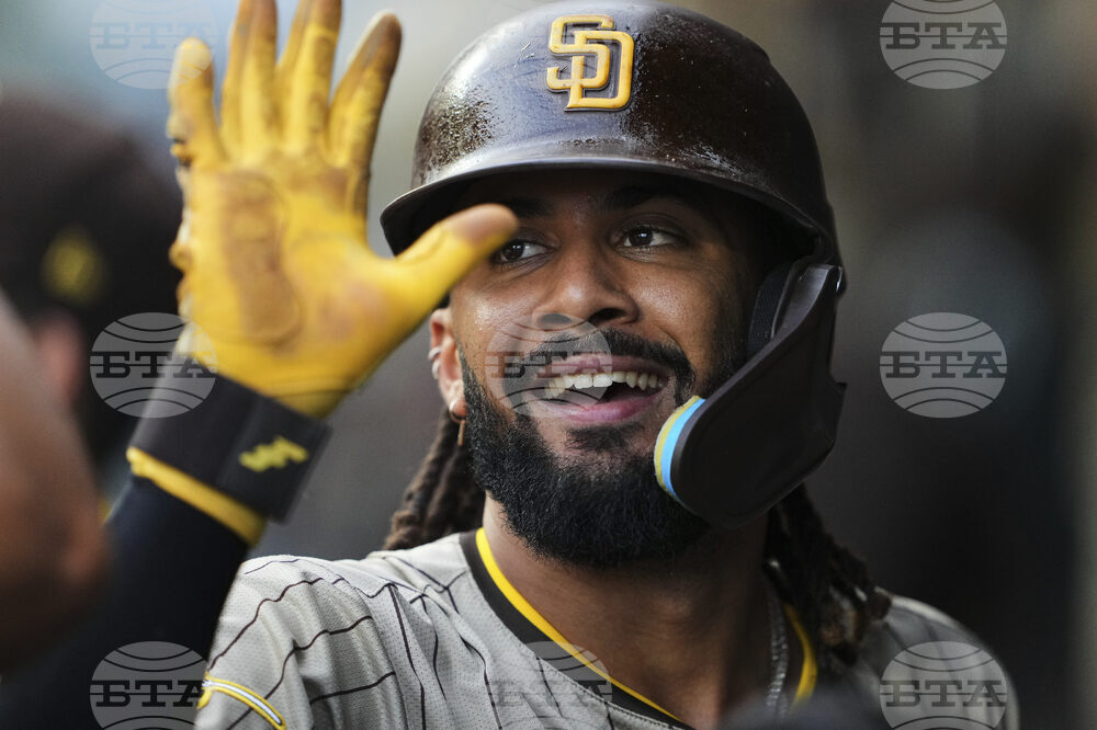 Padres Mariners Baseball
