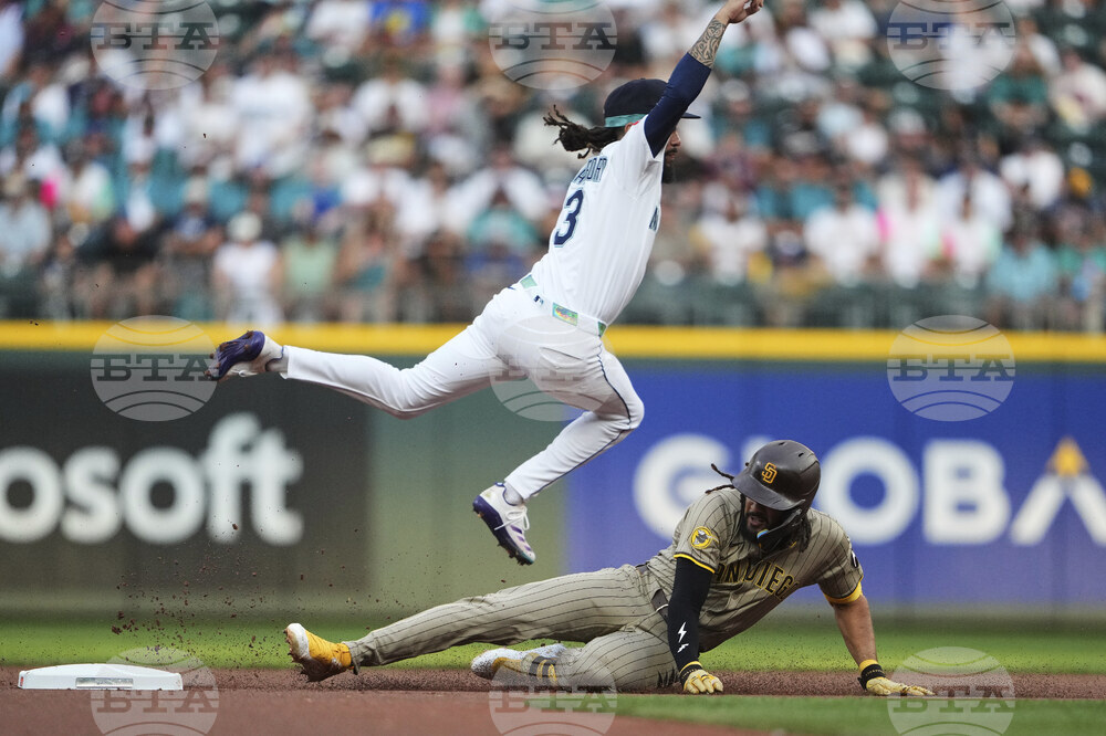 Padres Mariners Baseball