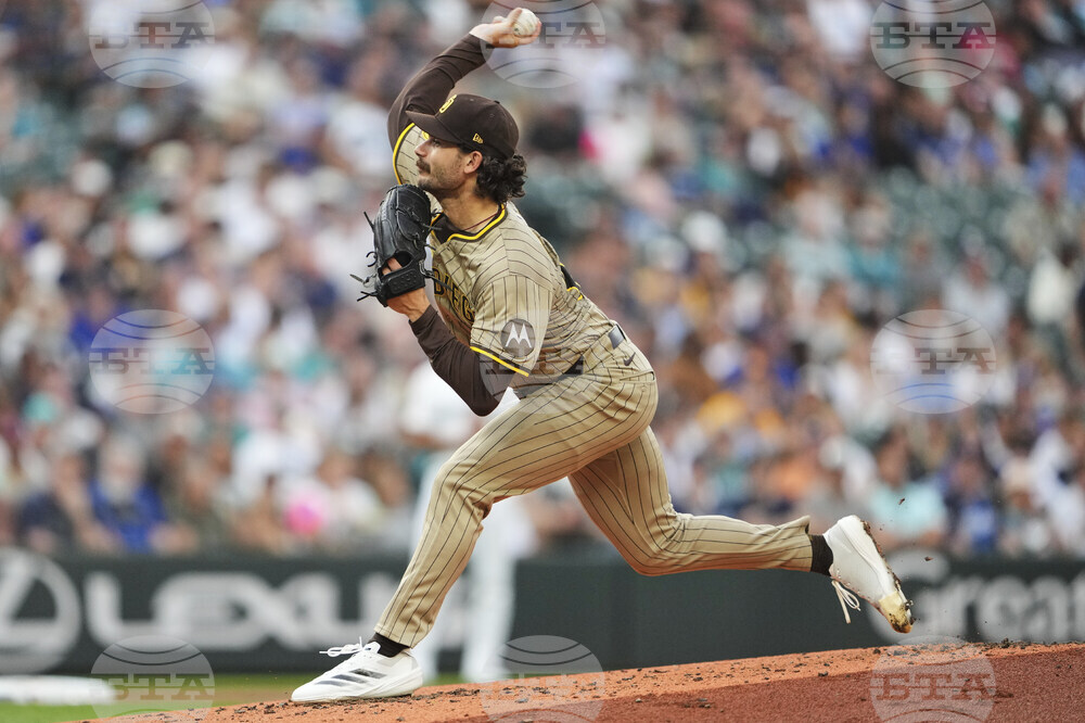 Padres Mariners Baseball