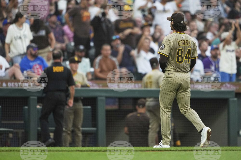 Padres Mariners Baseball