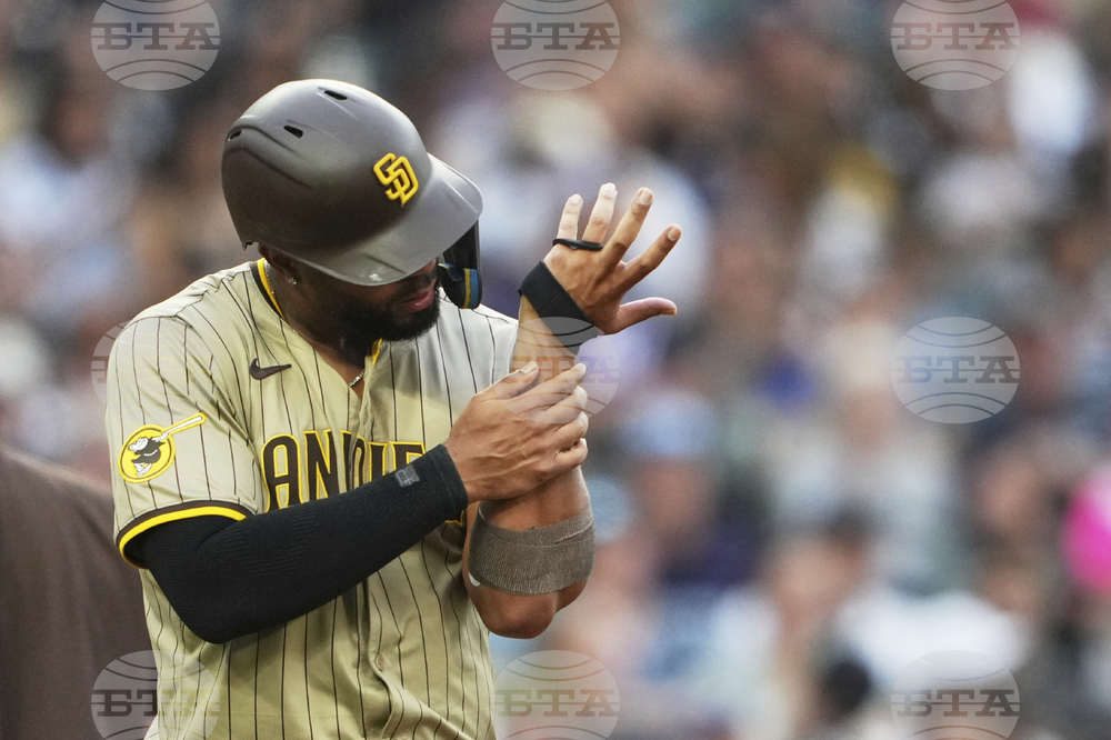 Padres Mariners Baseball
