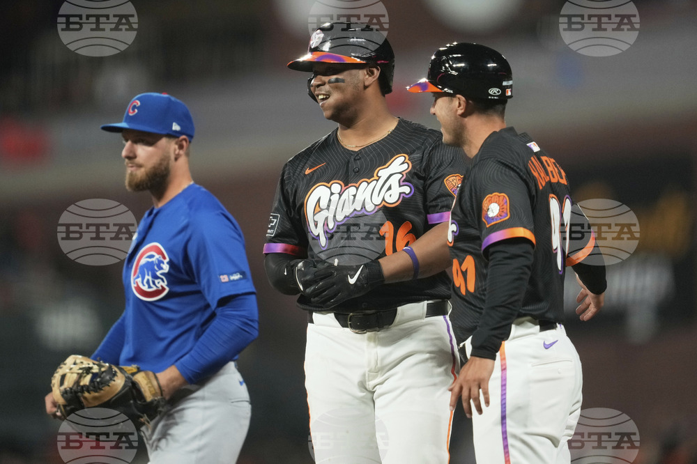 Cubs Giants Baseball