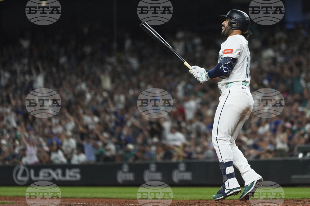 Padres Mariners Baseball