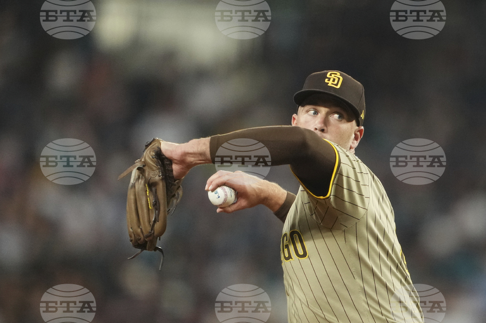 Padres Mariners Baseball