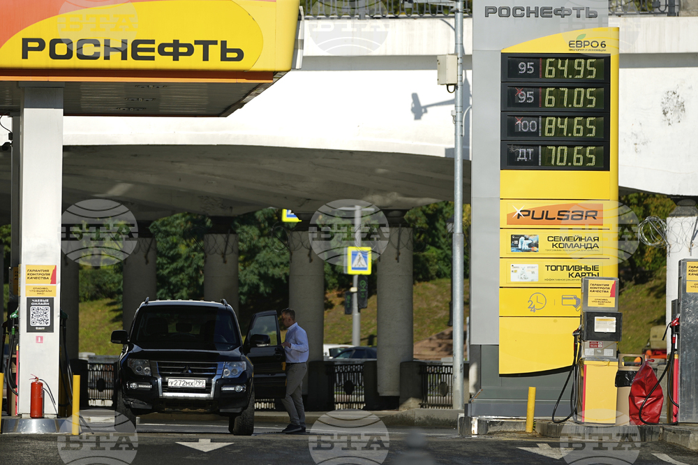 Ройтерс: Бензиностанциите в Крим останаха без гориво след украински удари с дронове 