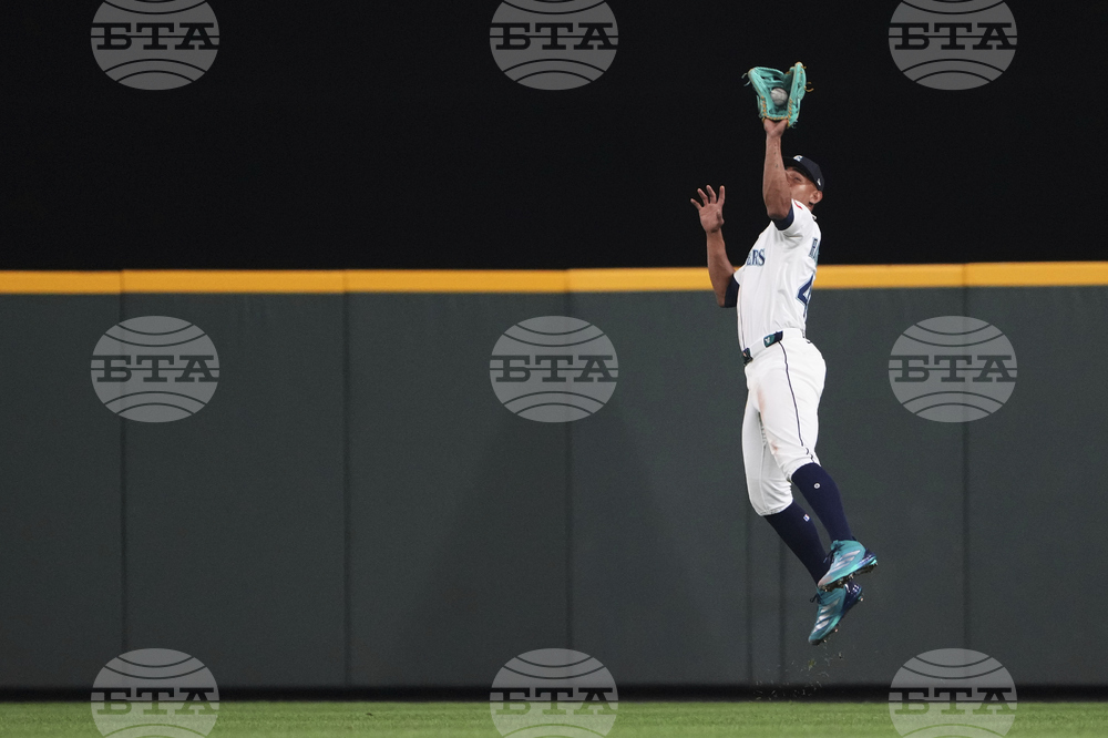 Padres Mariners Baseball