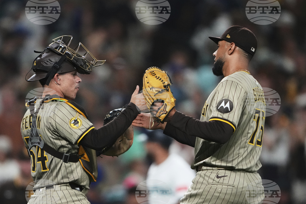 Padres Mariners Baseball