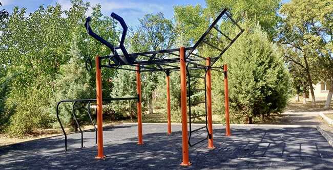 Община Стара Загора създава безопасна и подкрепяща среда за спорт с три нови стрийт фитнес площадки