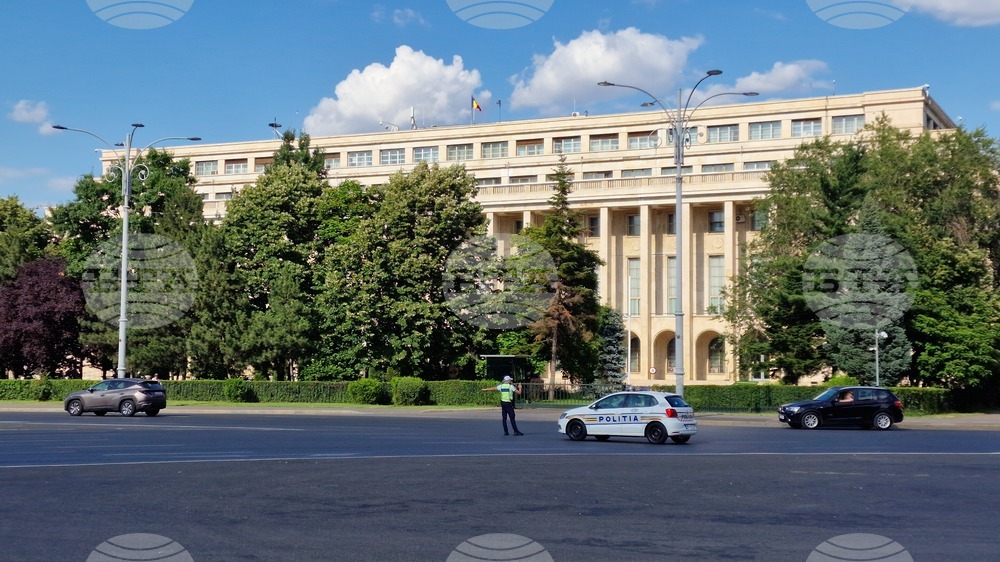 Министърът на развитието на Румъния Чеке Атила обяви мащабни съкращения в местната и държавната администрация