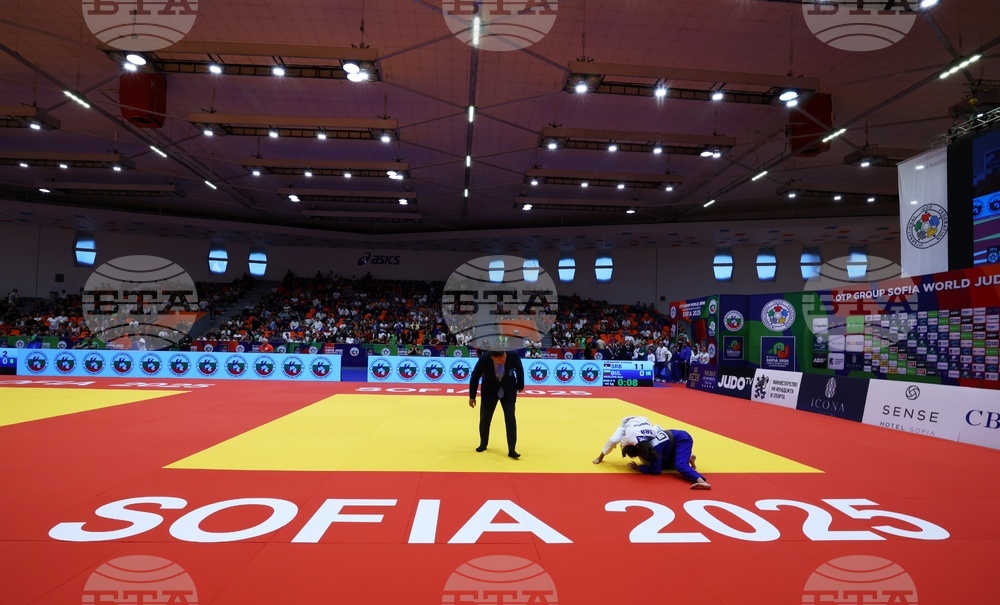 Япония защити титлата си в отборната надпревара на Световното първенство по джудо за кадети в София