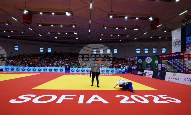 Япония защити титлата си в отборната надпревара на Световното първенство по джудо за кадети в София