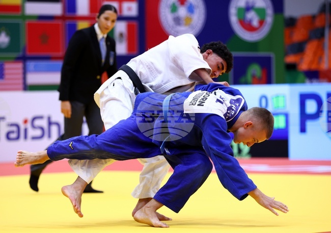 България срещу Казахстан на старта в отборната надпревара на световното първенство по джудо за кадети