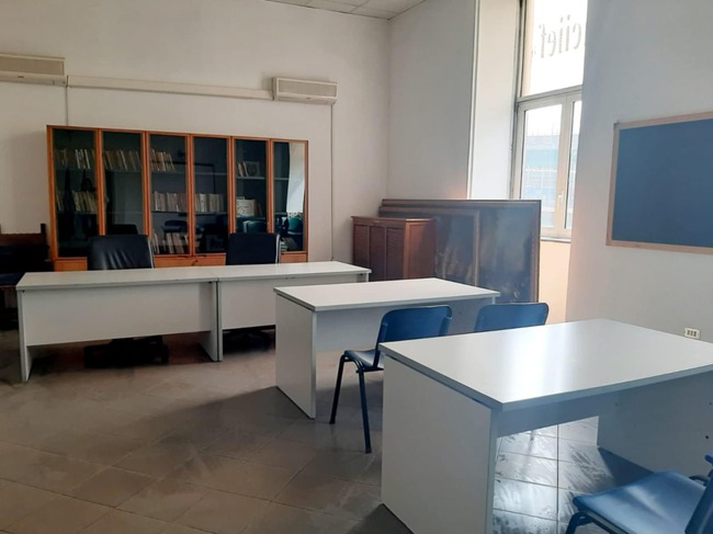 Училище „Родолюбие“ в Неапол, Италия, е с нов адрес