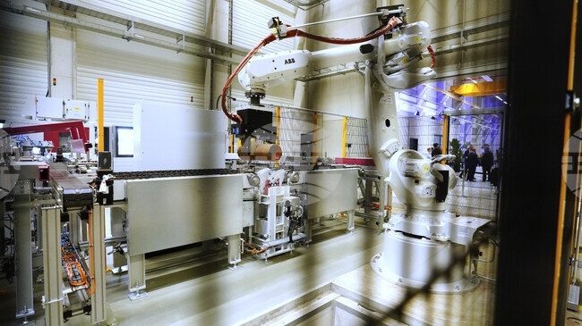 Икономиката на Германия се е завърнала към растеж през последното тримесечие на 2025 г., потвърждават окончателни данни